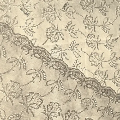 Laise Bordado Austríaco - Ramagem Creme - 1,30m de Largura