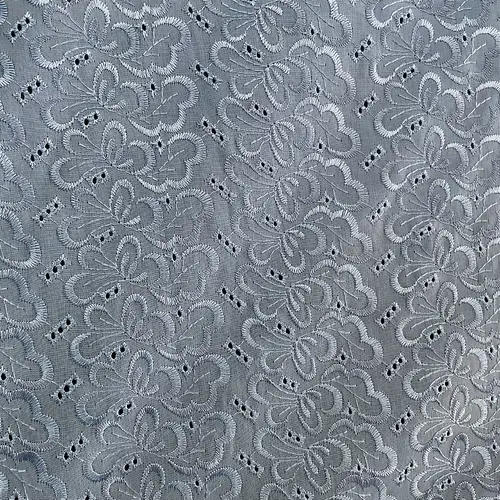 Laise Bordado Austríaco - Boboleta Floral Gelo - 1,30m de Largura