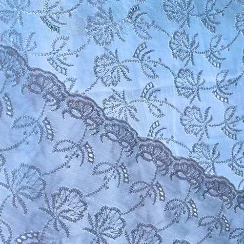 Laise Bordado Austríaco - Ramagem Azul Claro - 1,30m de Largura