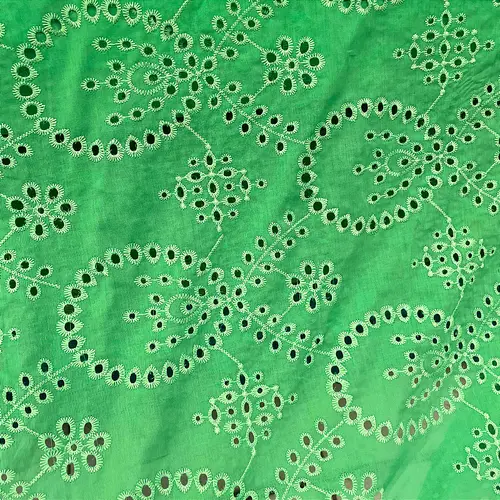 Laise Bordado 100% Algodão - Bolha Floral Verde - 1,40m de Largura