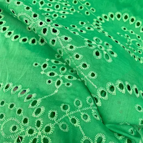 Laise Bordado 100% Algodão - Bolha Floral Verde - 1,40m de Largura