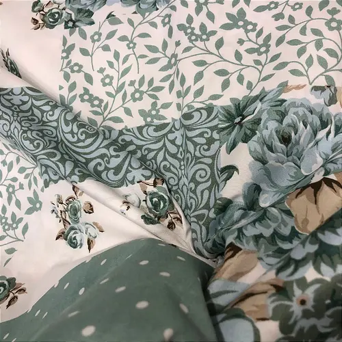 Percal 300 Fios Estampado Poliéster - Patchwork Floral Verde - 2,50m de Largura