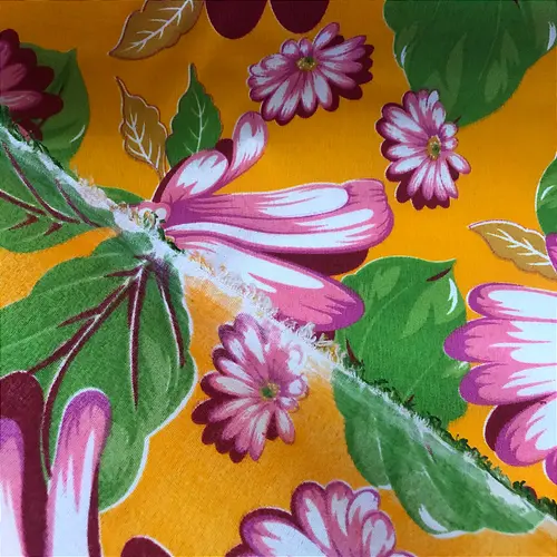 Tecido Chita Poliéster - Flor Fundo Laranja - 1,50m de Largura