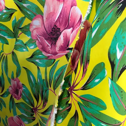 Tecido Chita Poliéster - Ramagem Floral Roxa Fundo Amarelo - 1,50m de Largura