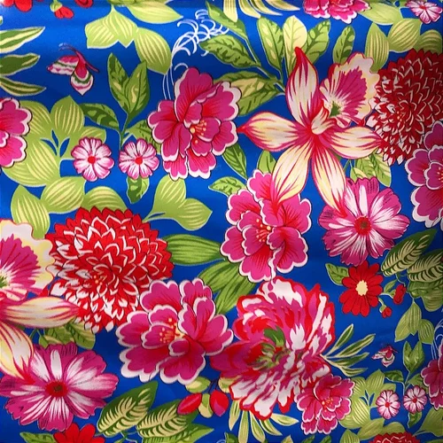 Tecido Chita Poliéster - Ramagem Floral Rosa Fundo Azul - 1,50m de Largura