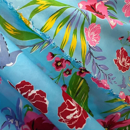 Tecido Chita Poliéster - Floral Rosa Fundo Azul Claro - 1,50m de Largura