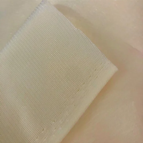 Tecido Velboa Pelúcia - Creme - 1,50m de Largura