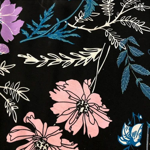 Viscolycra Estampada - Floral Rosa Fundo Preto