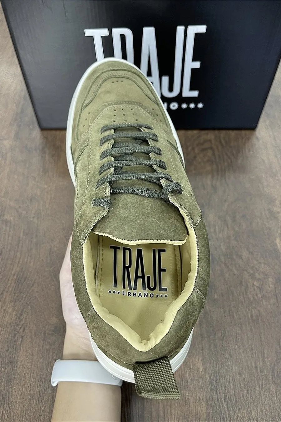 Sneaker Traje Urbano Verde Militar