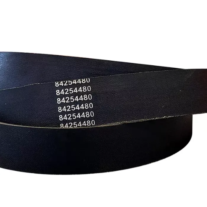 84254480 / Correia Borracha Aplicável New Holland