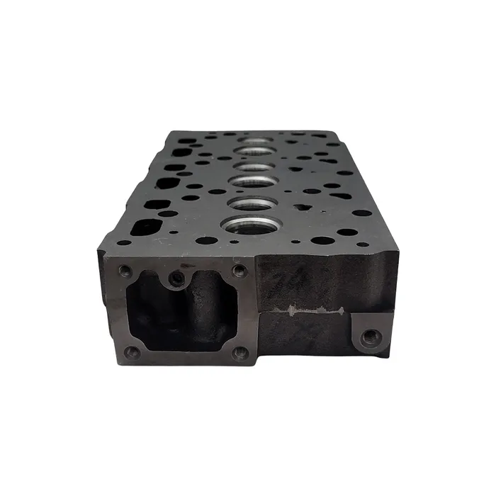 6698172 / Cabeçote Motores Kubota D1105 Aplicável Bobcat E26
