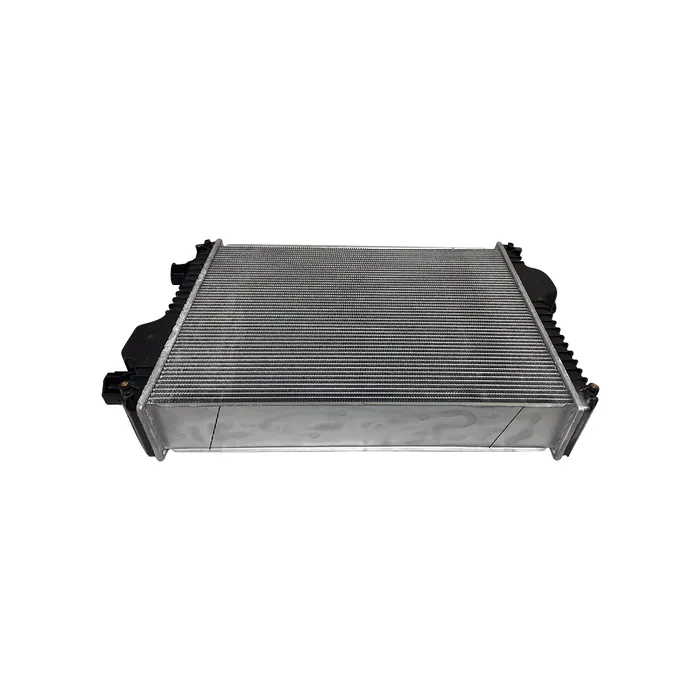 87640504 / Radiador de Água Aplicável New Holland