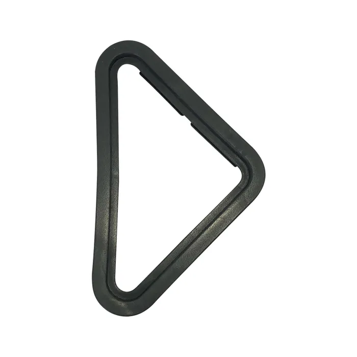 6674402 / Moldura Farol Triangular Aplicável Minicarregadeiras Bobcat