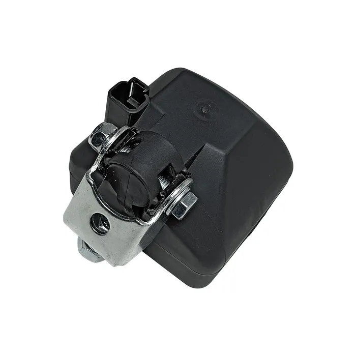11170010 / Farol Quadrado Volvo