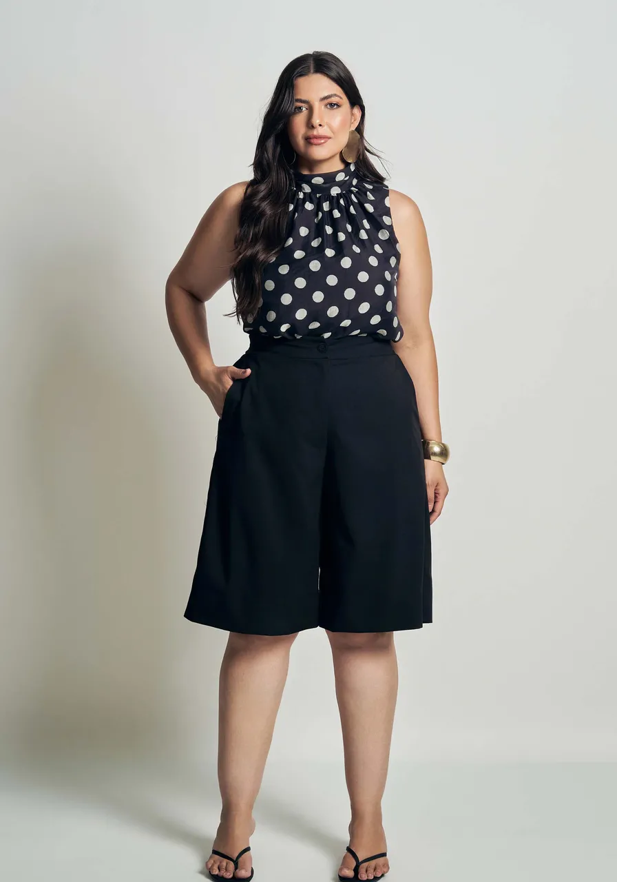 BLUSA POÁ GOLA ALTA PRETO
