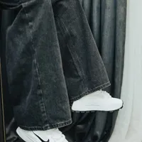 Calça Jeans Feminina Cintura Alta Preta - imagem 1