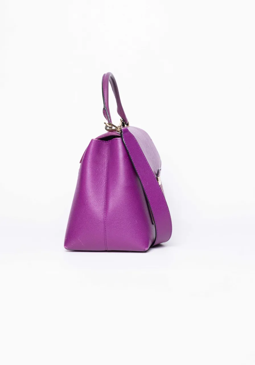Carolina Herrera Pushlock