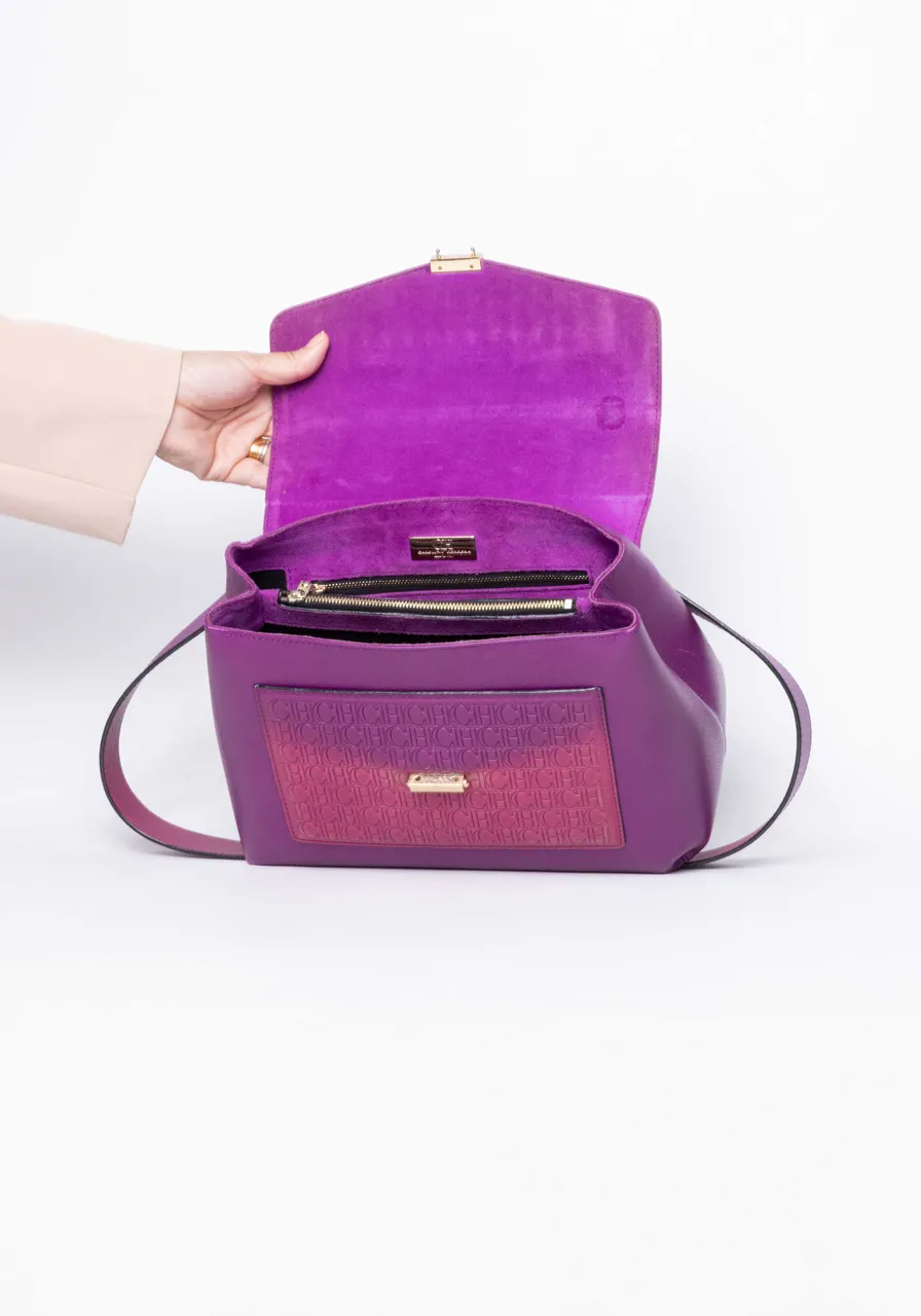 Carolina Herrera Pushlock