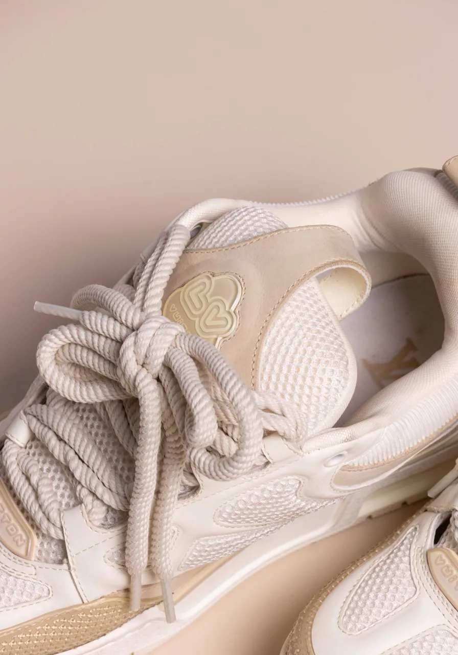 Tênis Louis Vuitton Skate Bege 