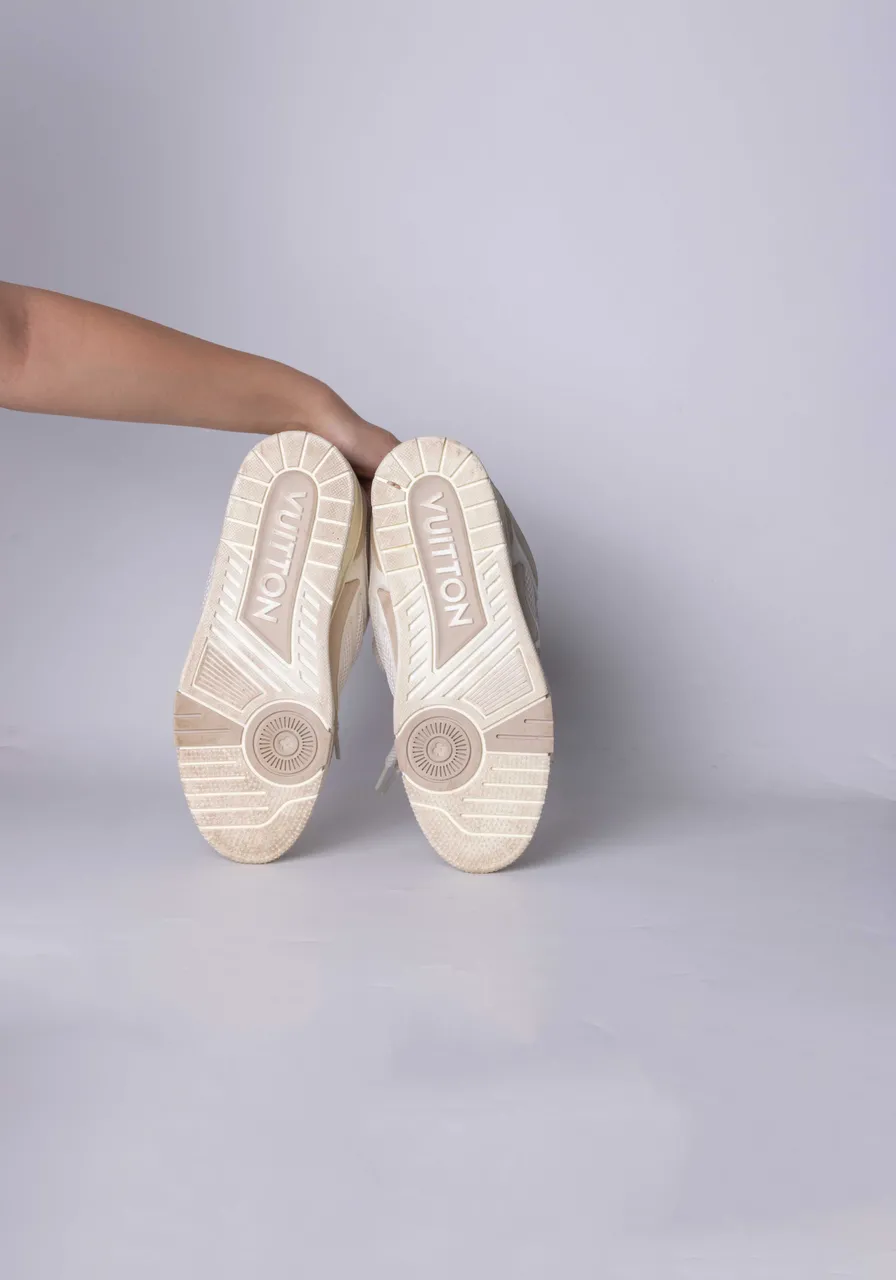 Tênis Louis Vuitton Skate Bege 