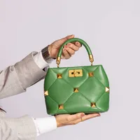 Valentino Garavani Roman Stud  - imagem 3