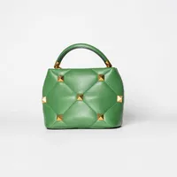 Valentino Garavani Roman Stud  - imagem 7
