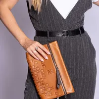 Carolina Herrera Clutch Caramelo  - imagem 3