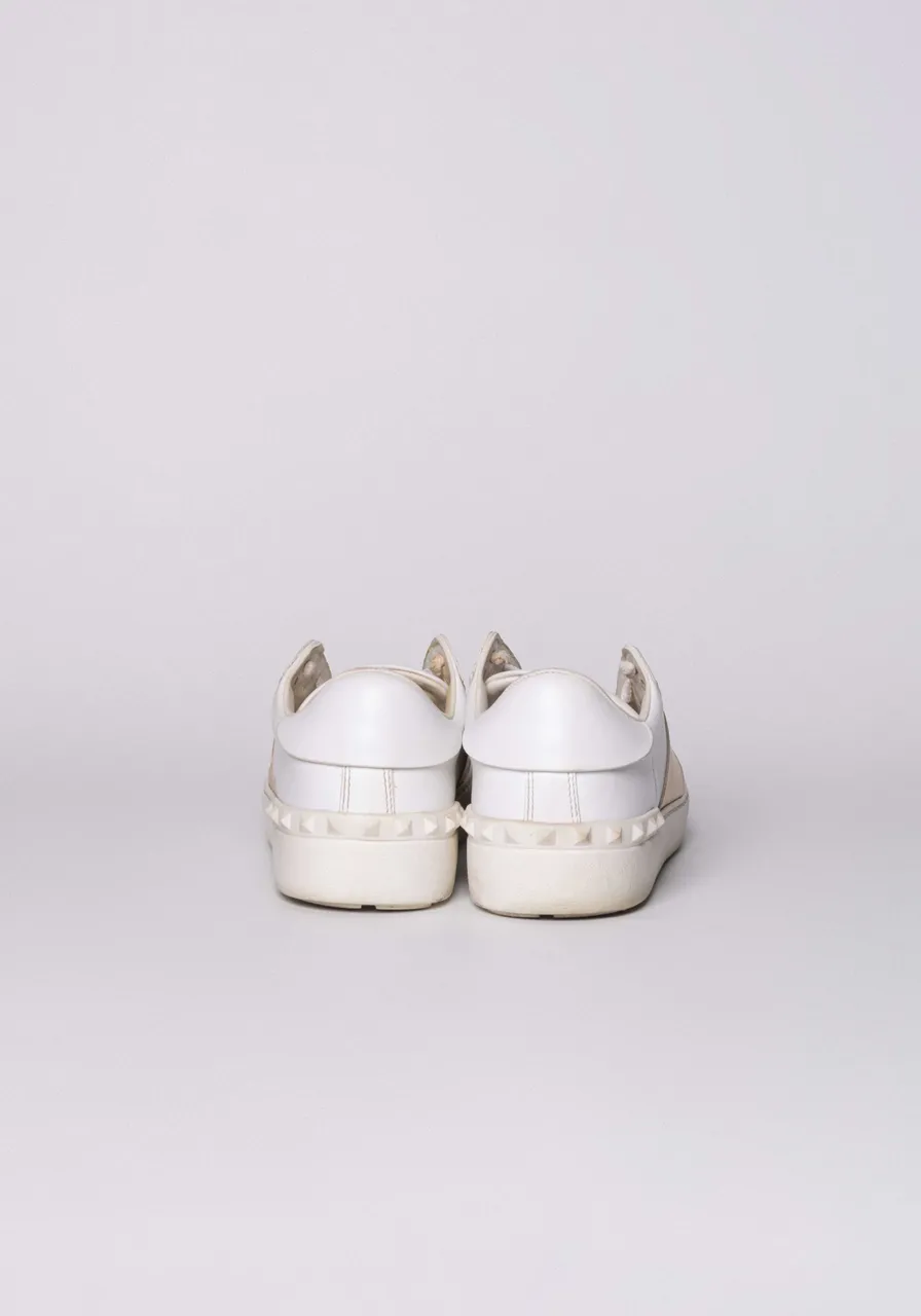 Tênis Valentino Garavani Rockstud 