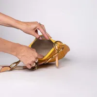 Carolina Herrera Leather  - imagem 6