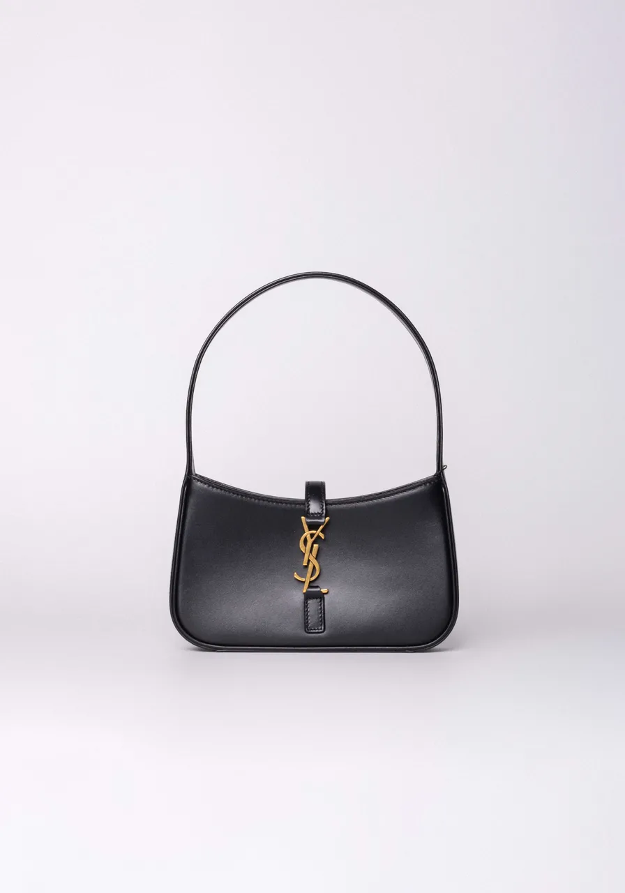 Saint Laurent Le 5 à 7
