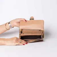 Carteira Gucci Interlocking  - imagem 9