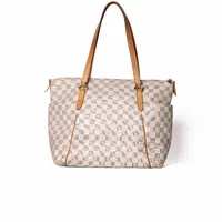 Louis Vuitton Totally MM - imagem 1