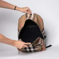 Mochila Burberry  - imagem 8