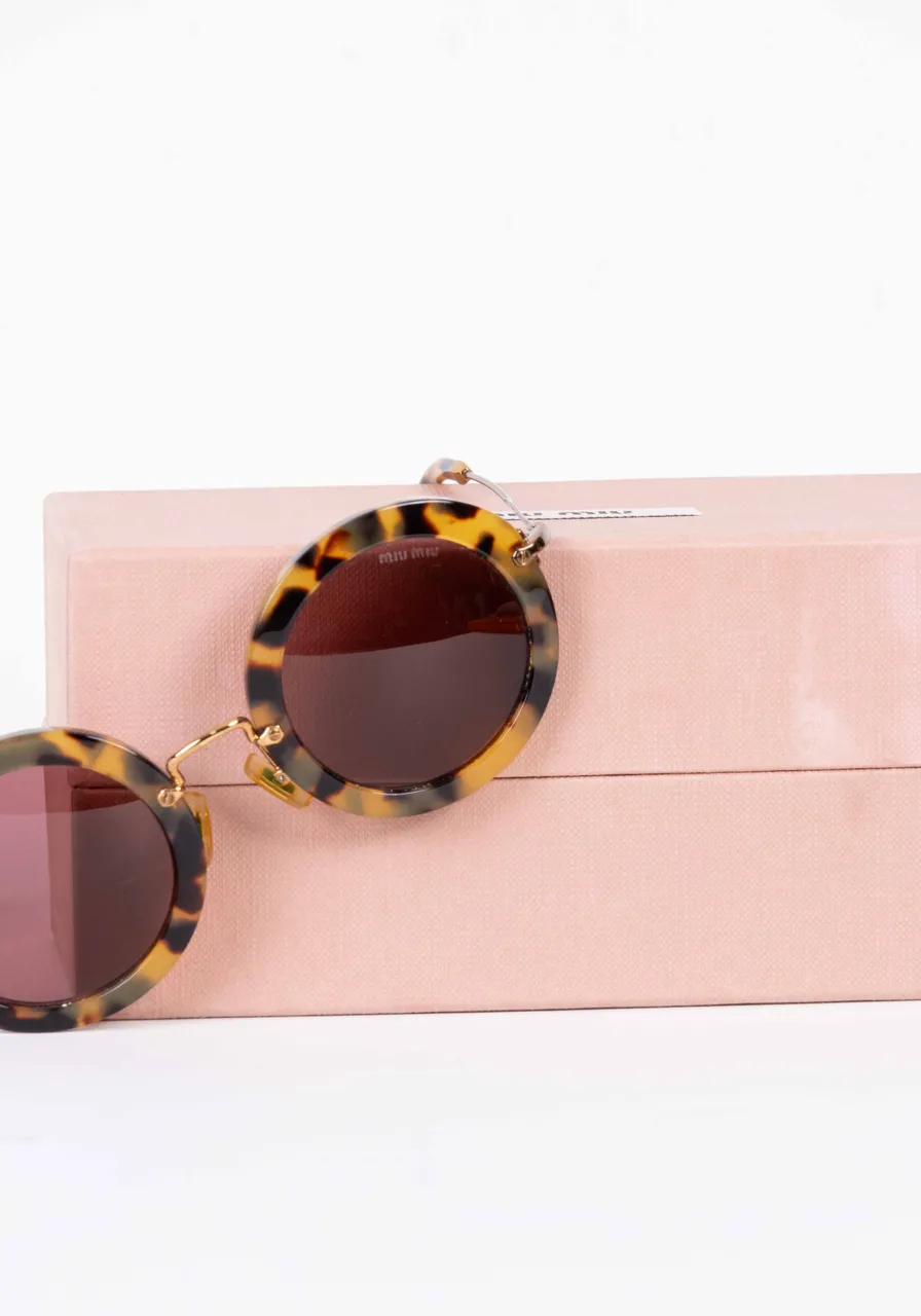 Óculos de sol Miu Miu Havana 