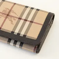 Carteira Burberry Haymarket Check - imagem 2