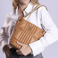 Burberry Lola Bucket - imagem 6