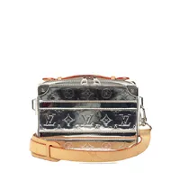 Louis Vuitton Monogram Mirror Handle Trunk Silver  - imagem 1