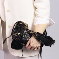 Balenciaga Le Cagole  - imagem 4
