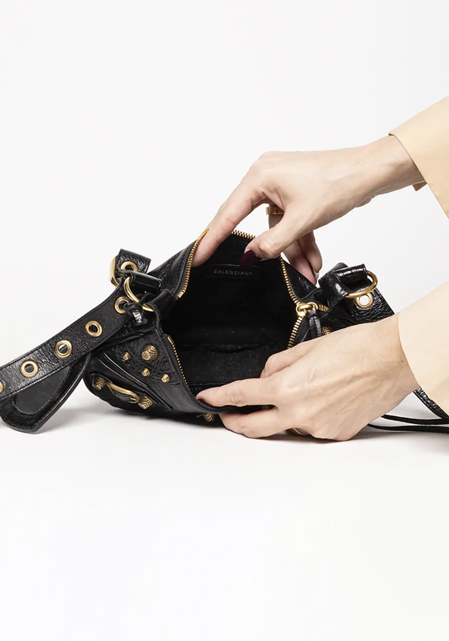 Balenciaga Le Cagole 