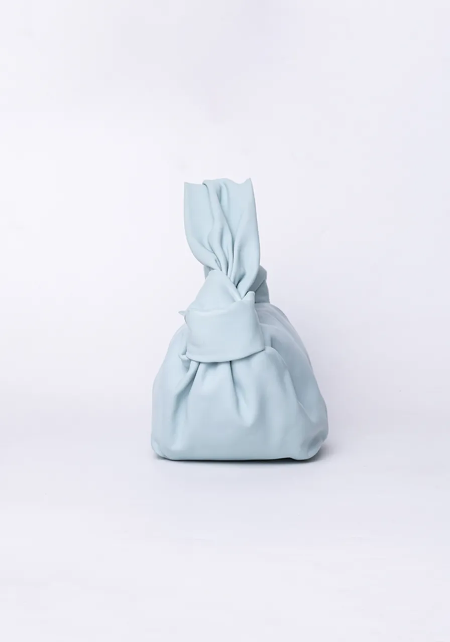 Bottega Veneta Knot 