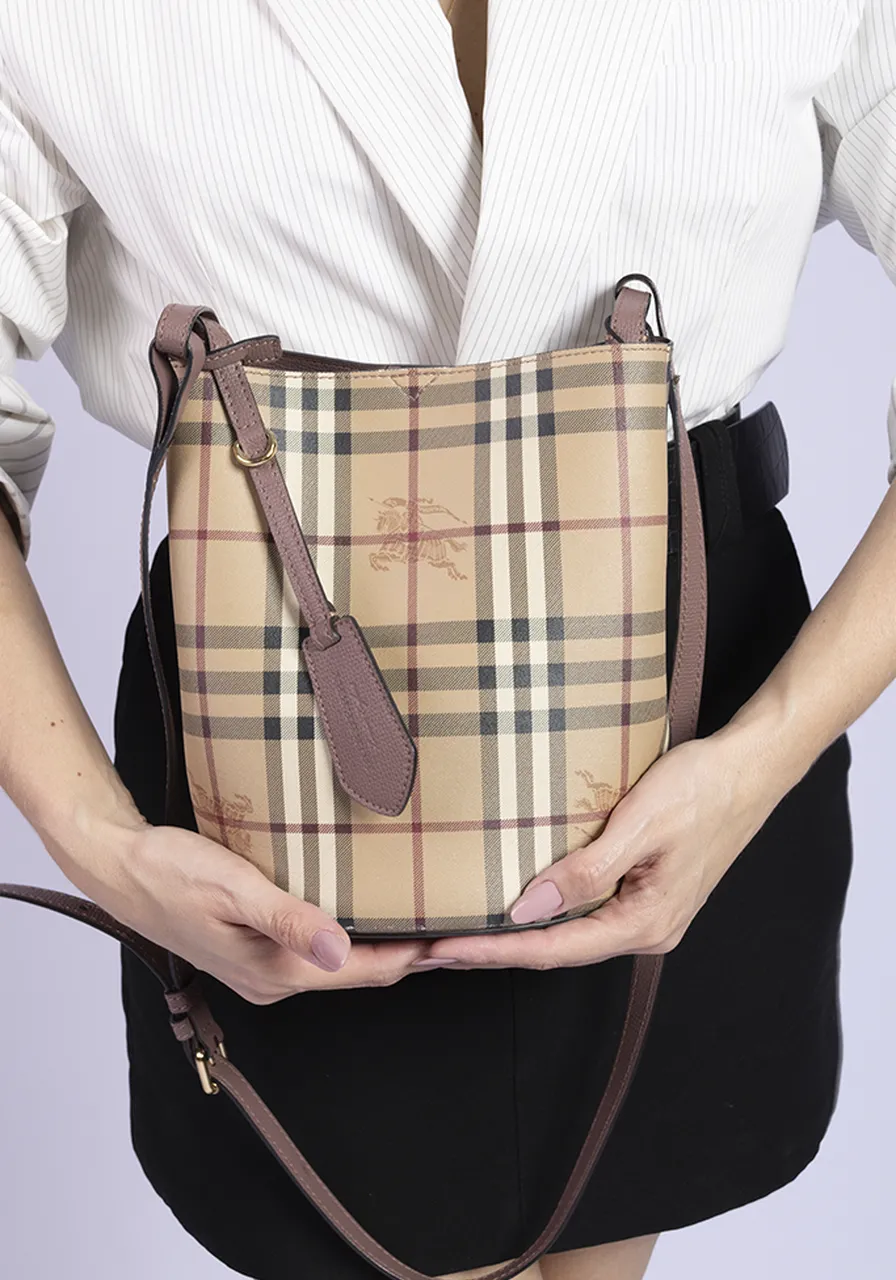 Burberry Bucket Lorne 