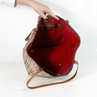 Burberry Haymarket Check Tote - imagem 5