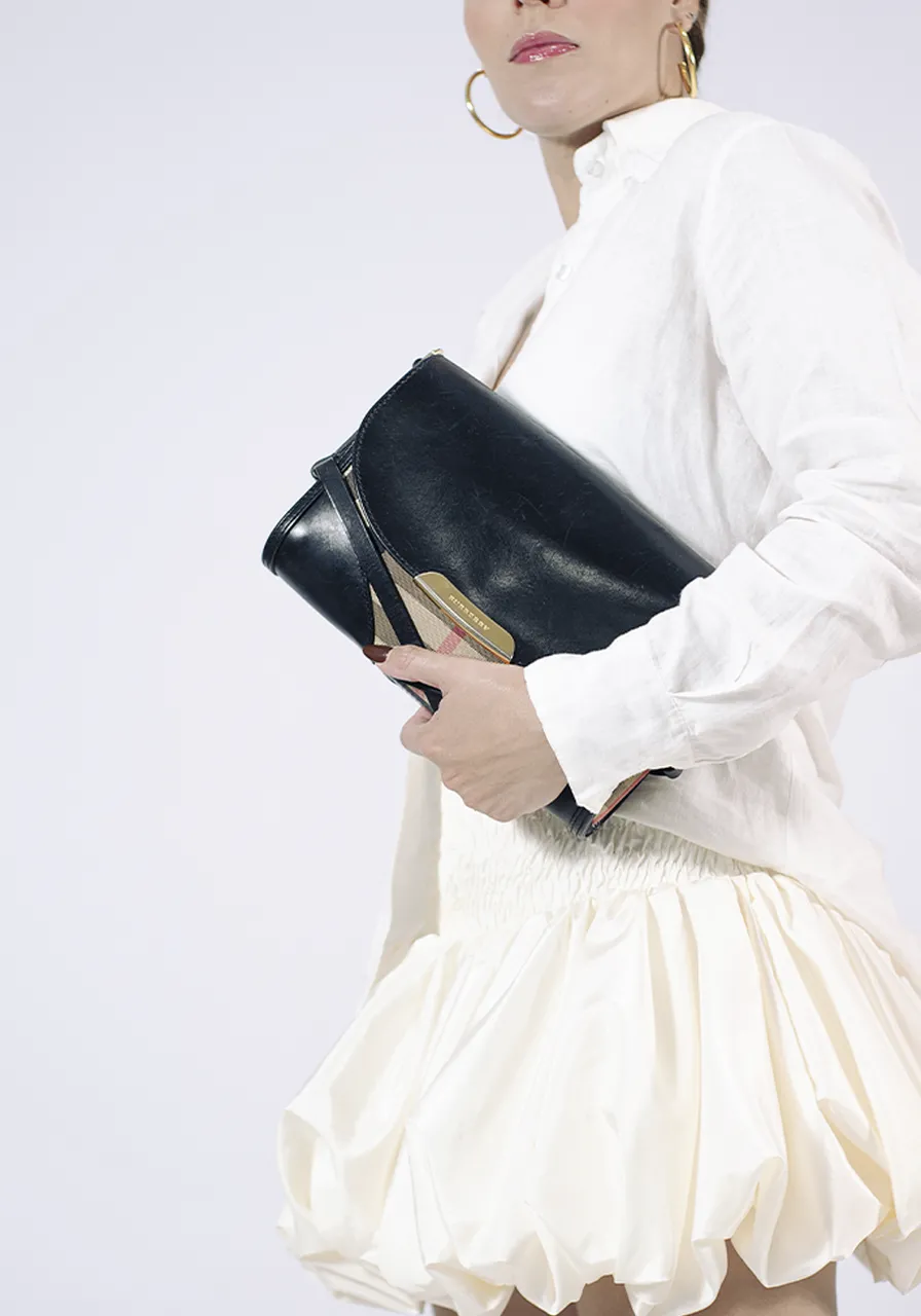 Burberry House Check Abbout Bag 