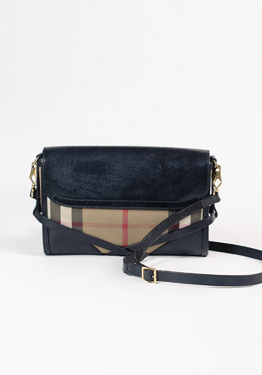 Burberry House Check Abbout Bag 