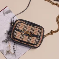 Burberry Knight Check Camera Bag  - imagem 5