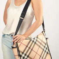 Burberry Messenger Maternidade Bag  - imagem 8