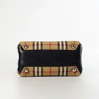 Burberry Mini Haymarket Check Tote  - imagem 6
