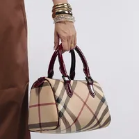Coach Rogue  - imagem 4