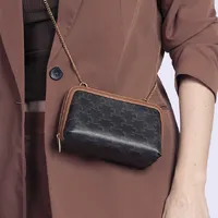 Celine Triomphe - imagem 3