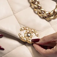 Chanel 19 Flap Goatskin  - imagem 5